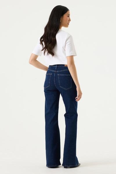 JEANS GARCIA "ISABELLA ULTRA FLARED" DARK USED (289)